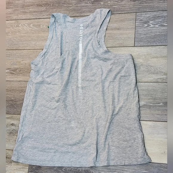 Peloton grey tank top - Picture 3 of 6